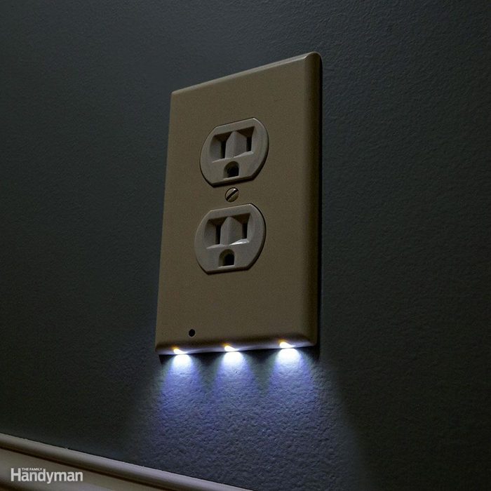 outlet-night-light