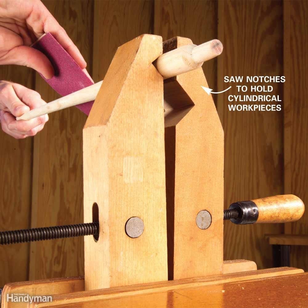 Notched-Jaw Hand-Screw Vise