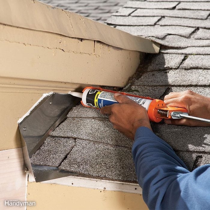 Fixing roof flashing