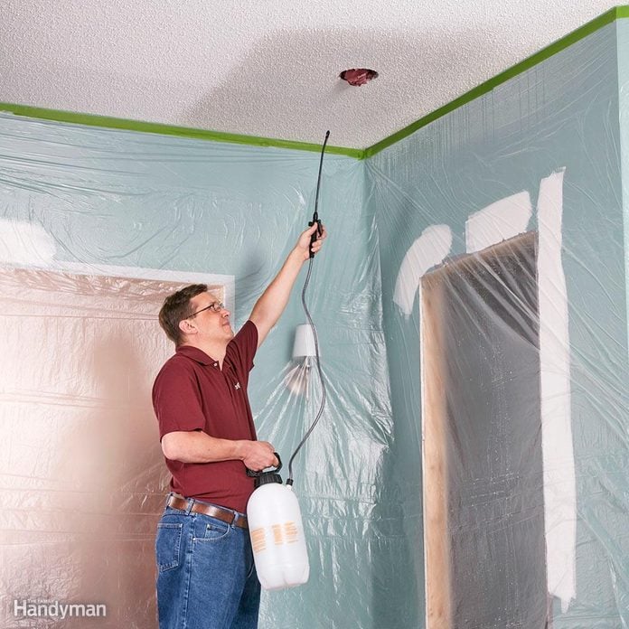 How to Use a Popcorn Ceiling Removal Tool