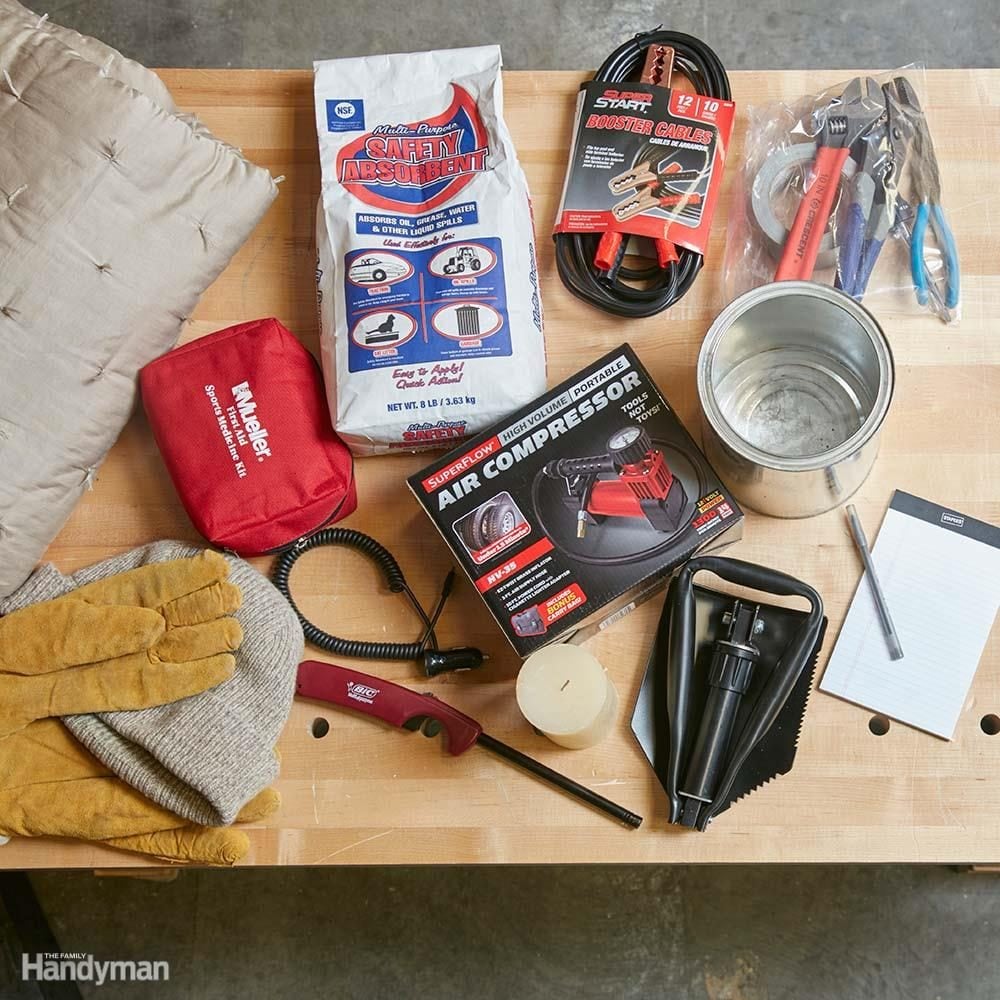 15 Items Your Hurricane Emergency Kit Should Include - Campus Safety