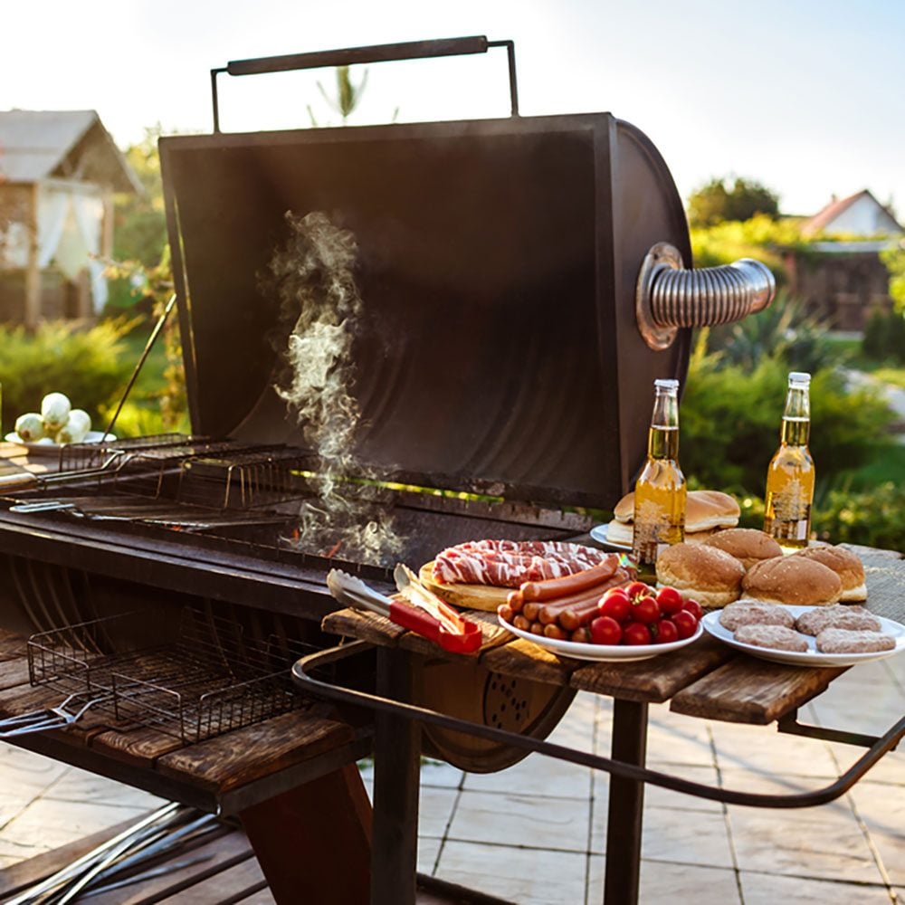 12 Tips for Planning the Ultimate Backyard Barbecue