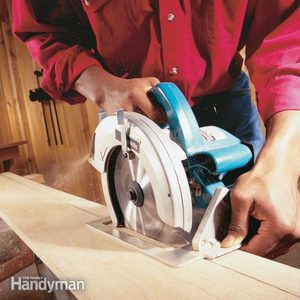 How to Use a Circular Saw: Long Cuts
