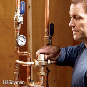How to Regulate the Hot Water Heater