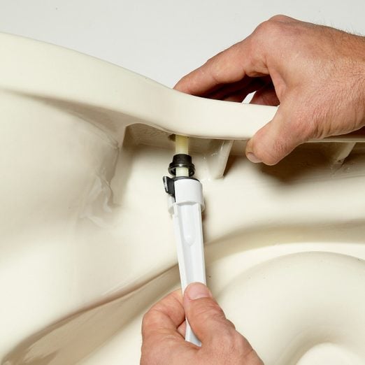 Toilet Seat Repair Keep Your Tight Diy Family Handyman - How To Repair Broken Toilet Seat Cover