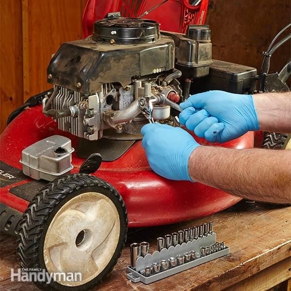 WD-40 Carb and Throttle Body Parts Cleaner - Engine Builder Magazine