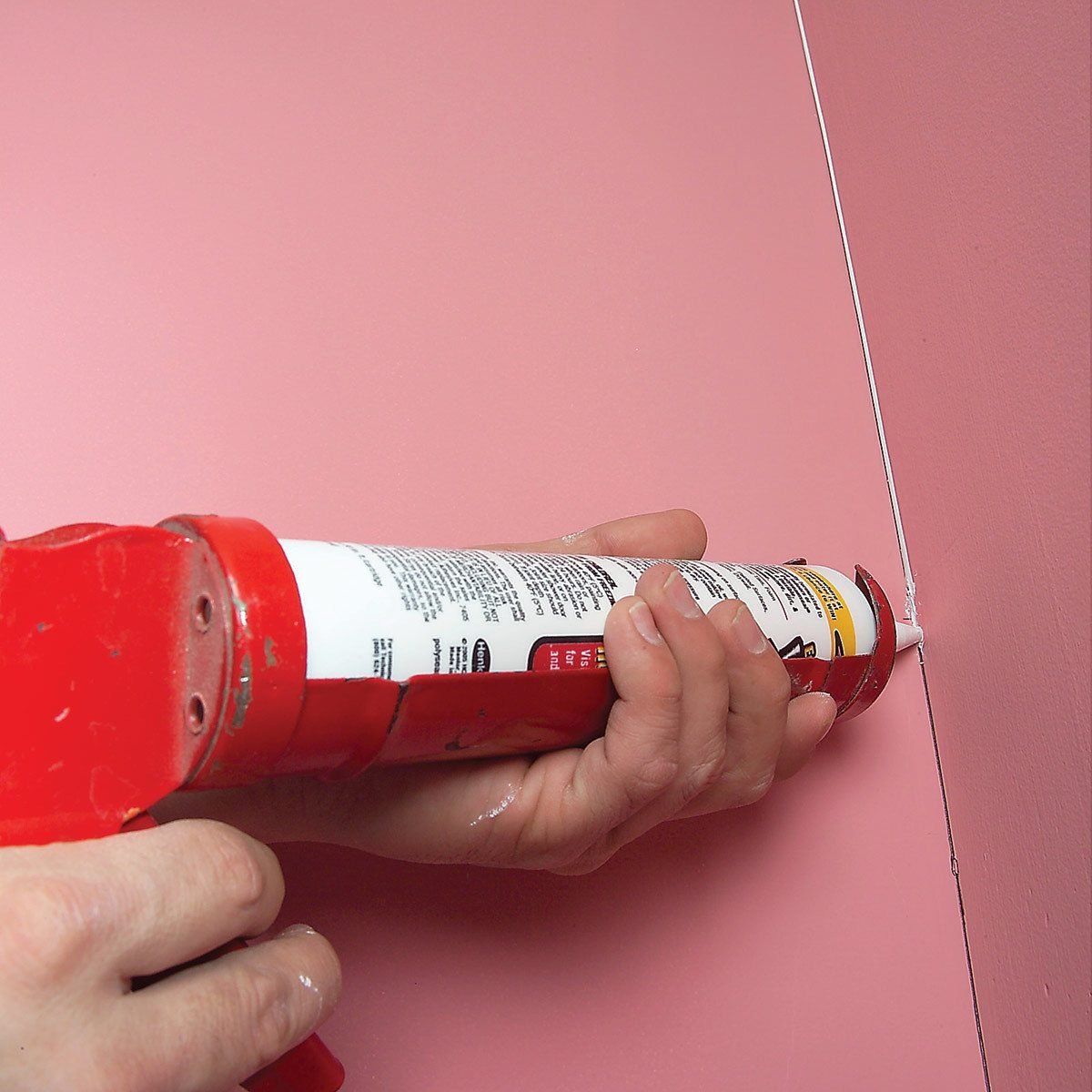 Paint caulk for perfect walls