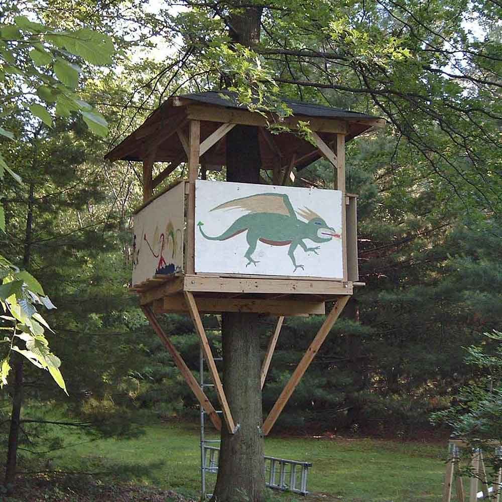 DIY Treehouse Building Tip 2: Keep weight and stability in mind for treehouse ideas