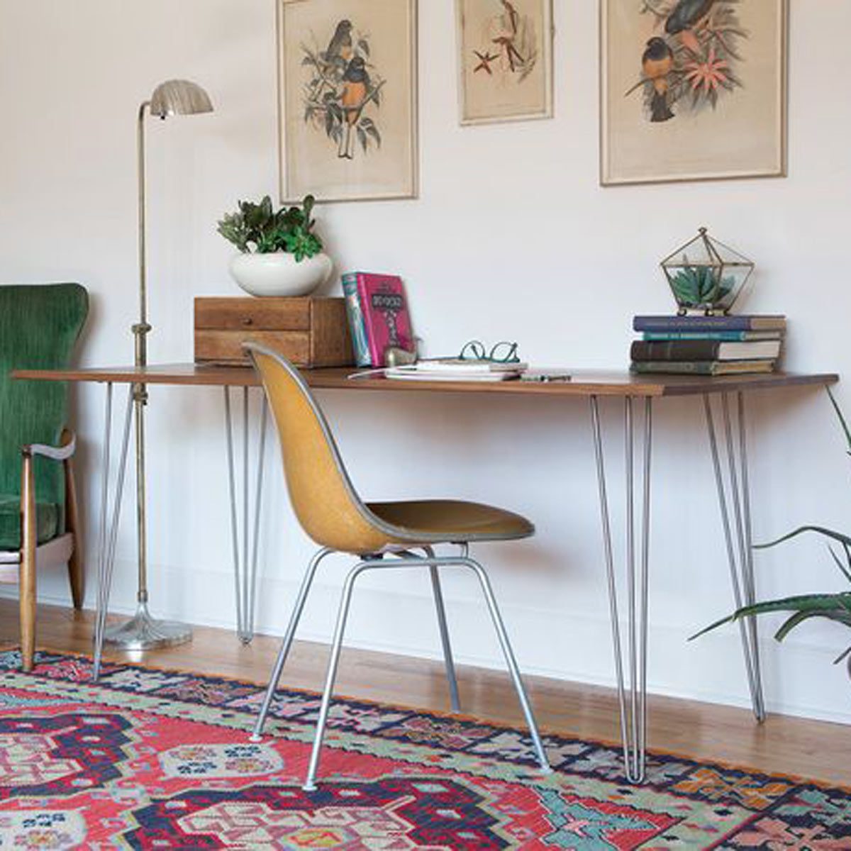 5 Easy Furniture Pieces You Can Make With Hairpin Legs The