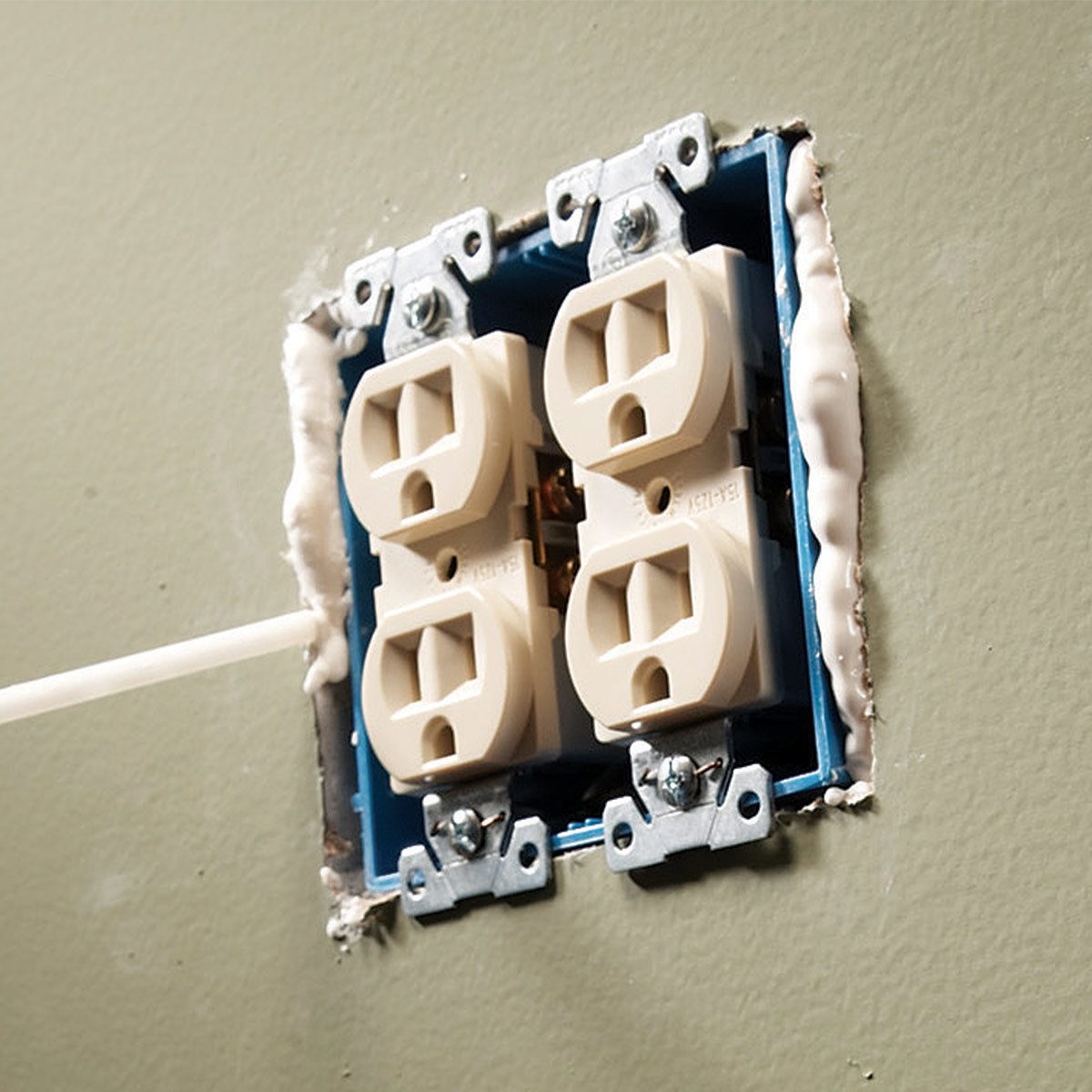 outlet insulation Things homeowners should check in winter