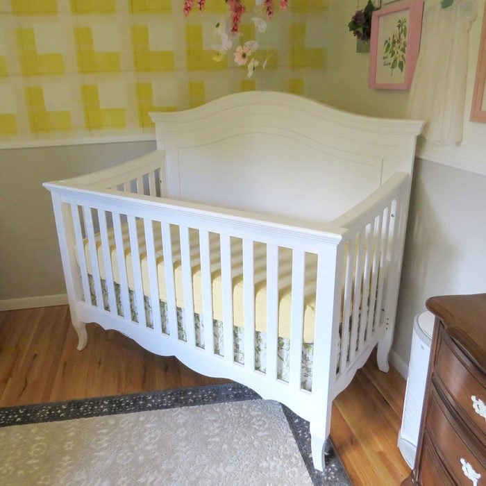 garage sale baby crib