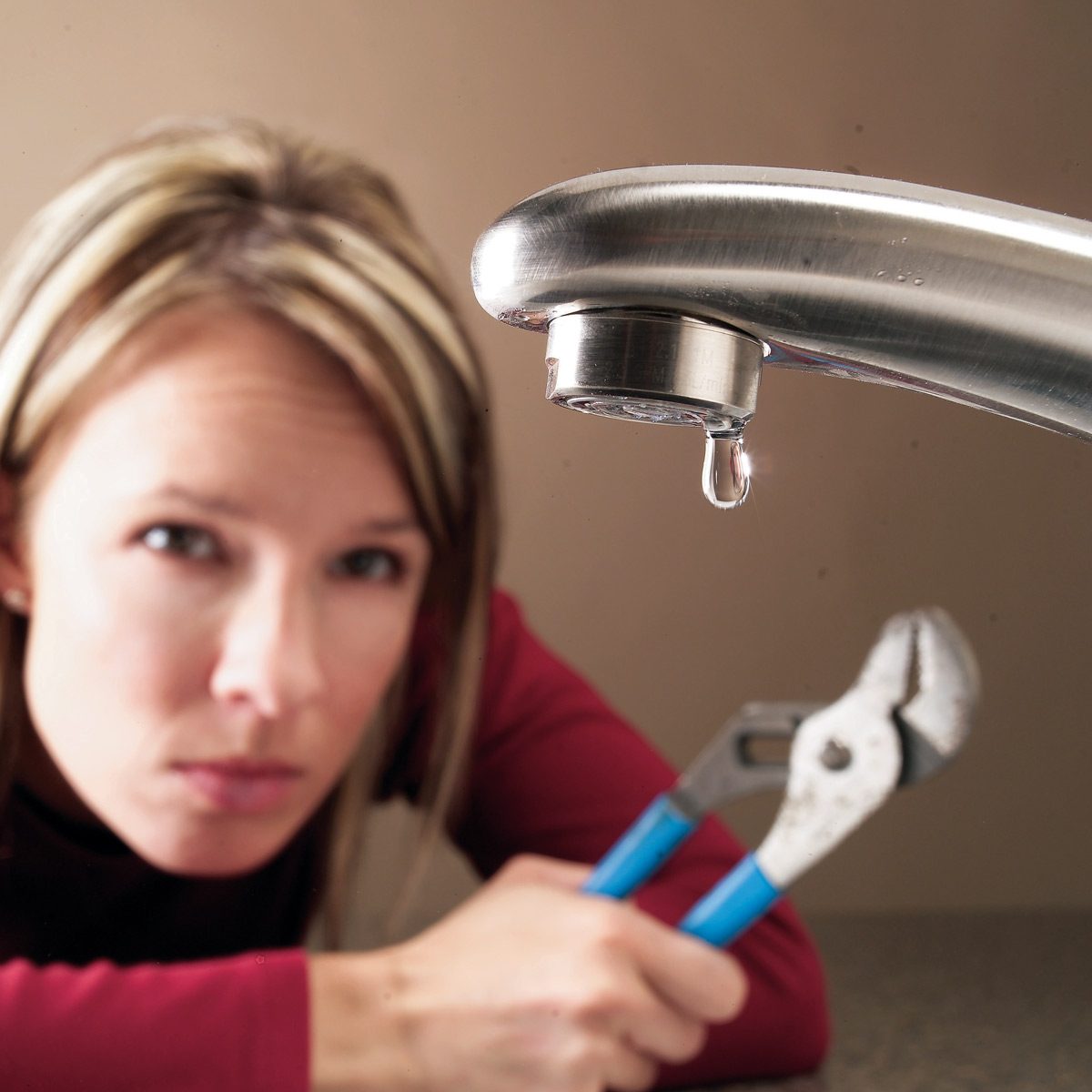 fix a leaky faucet sink tap