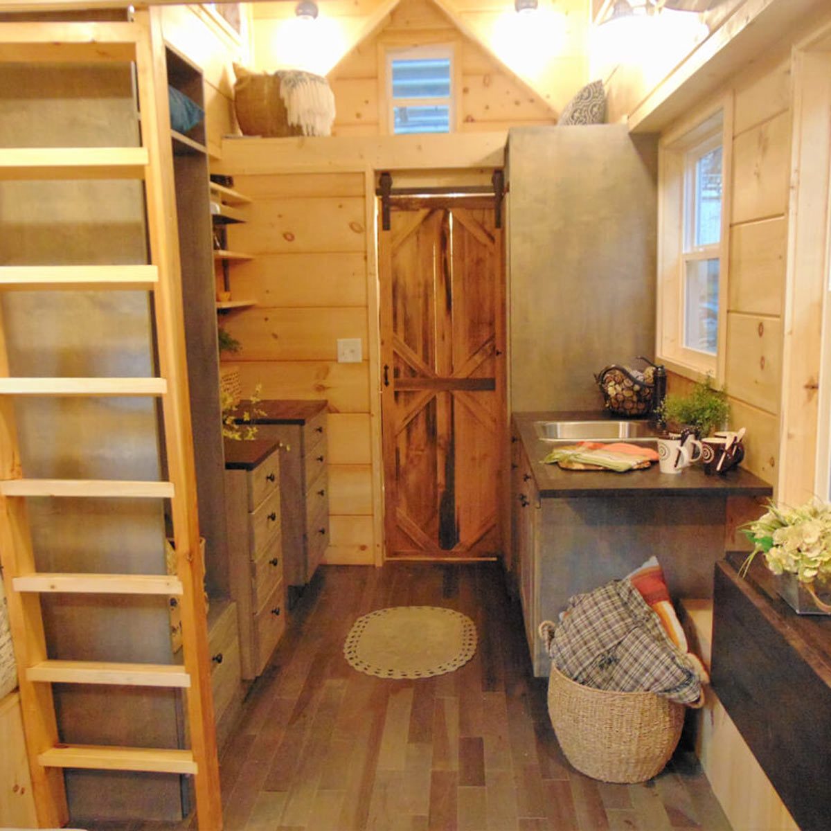 Incredible Tiny Homes: Rookwood Cottage