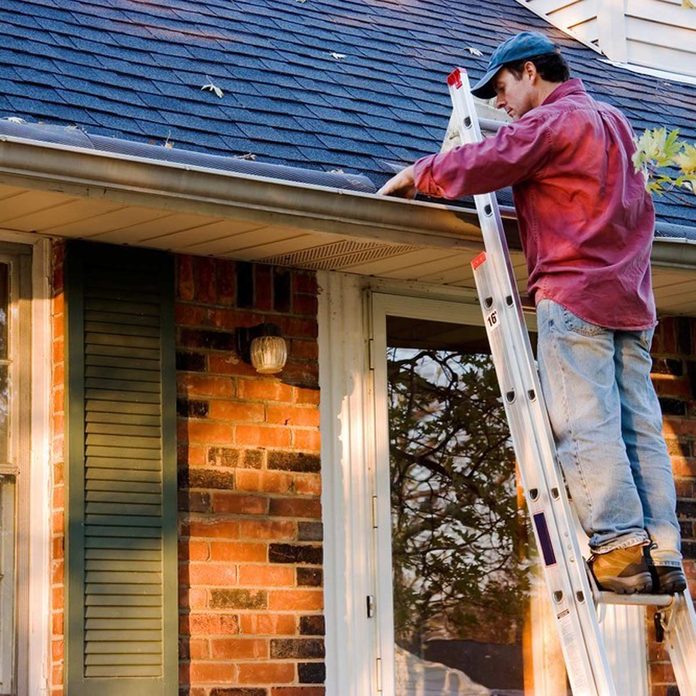 dfh17sep026-215924530-07 clean the gutters fall cleaning