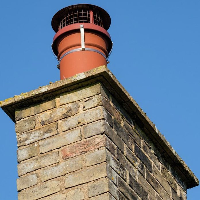 dfh17sep042-03 fireplace chimney wire mesh cap