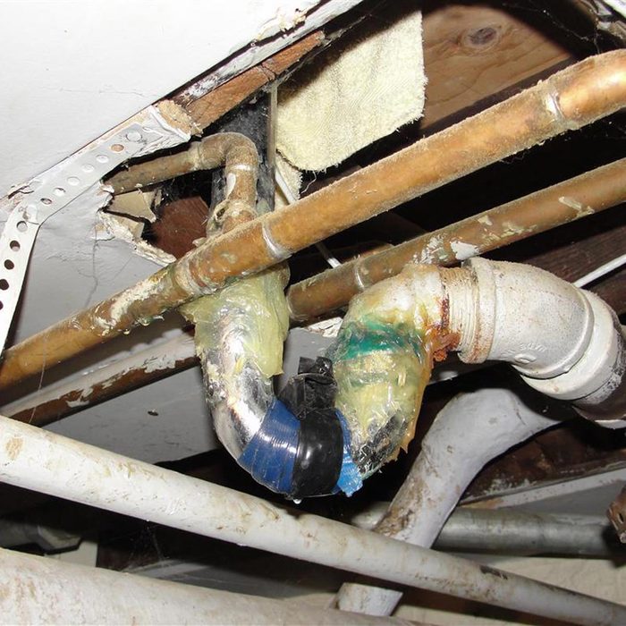 Bad-bath-tub-trap-repair inspector horror stories shoo goo plumbing repair