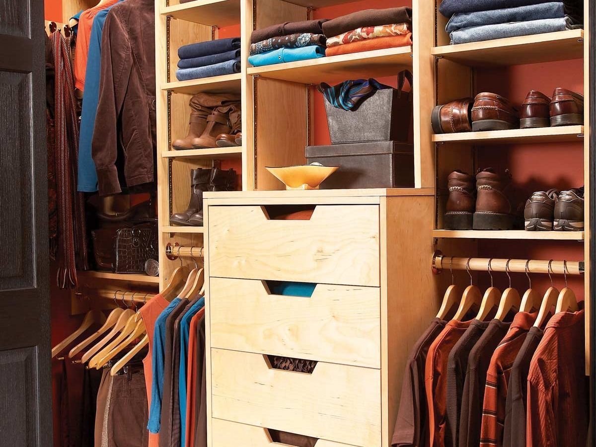 How to Downsize: Determine Storage Space for New Place