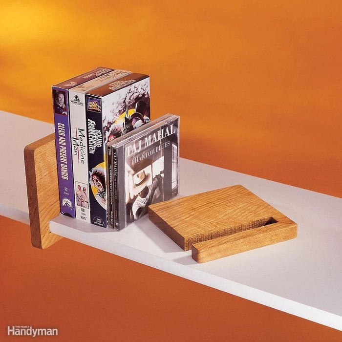 sliding wooden bookend