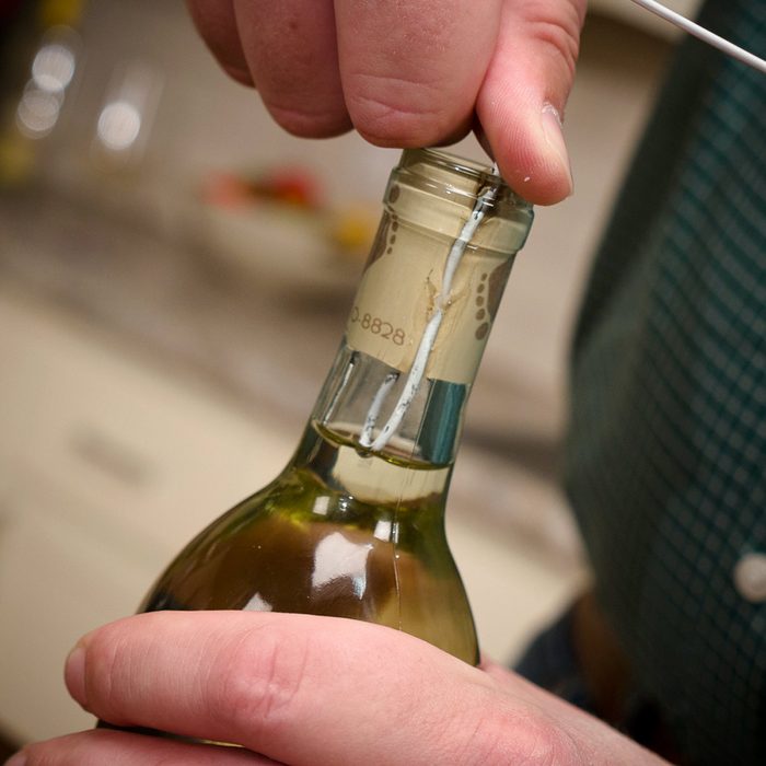 how to seal a wine bottle without a cork