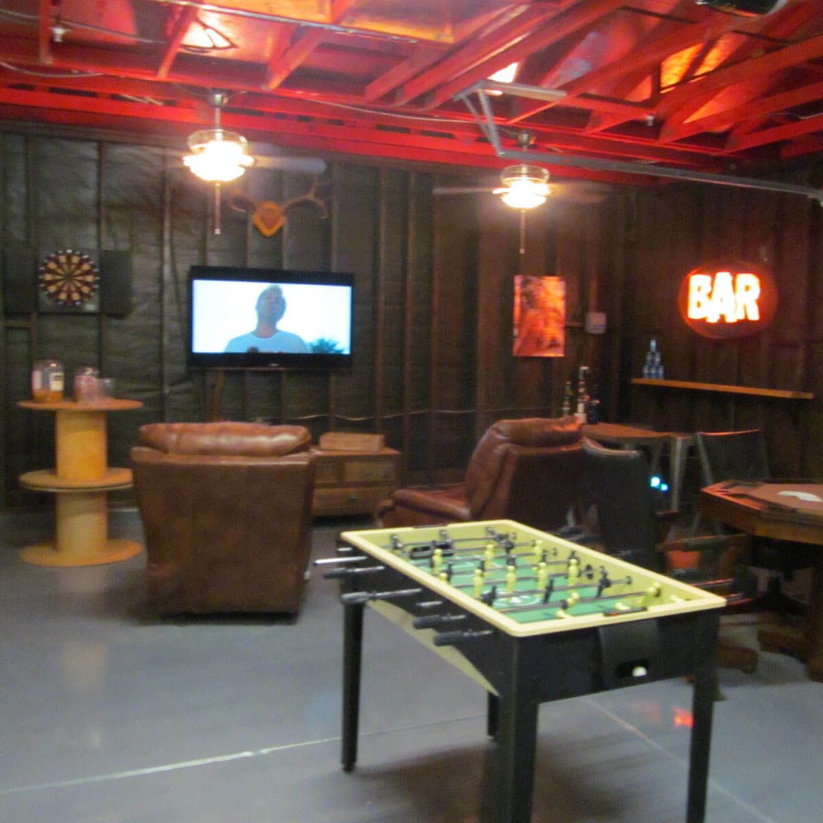 15 Awesome Man Cave Spaces For Watching The Big Game