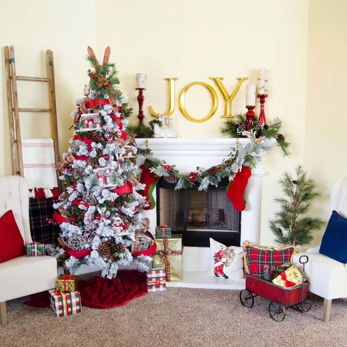 100 Incredible Christmas Tree Decorating Ideas | Family Handyman