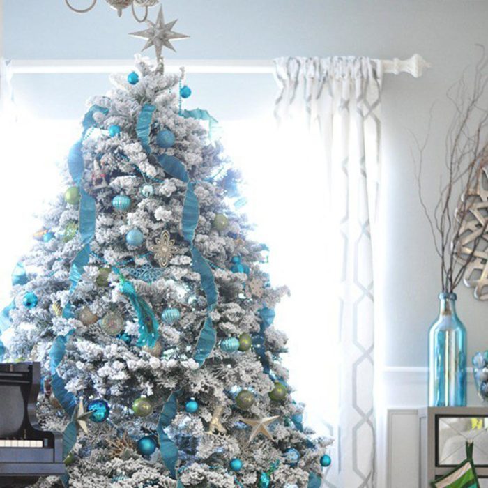 100 Incredible Christmas Tree Decorating Ideas | The Family Handyman