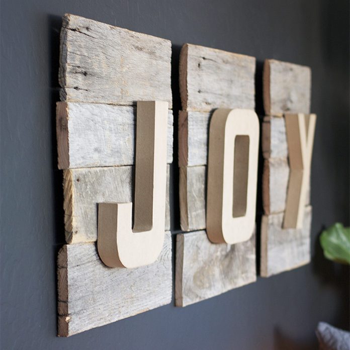 diychristmassign reclaimed wood joy sign