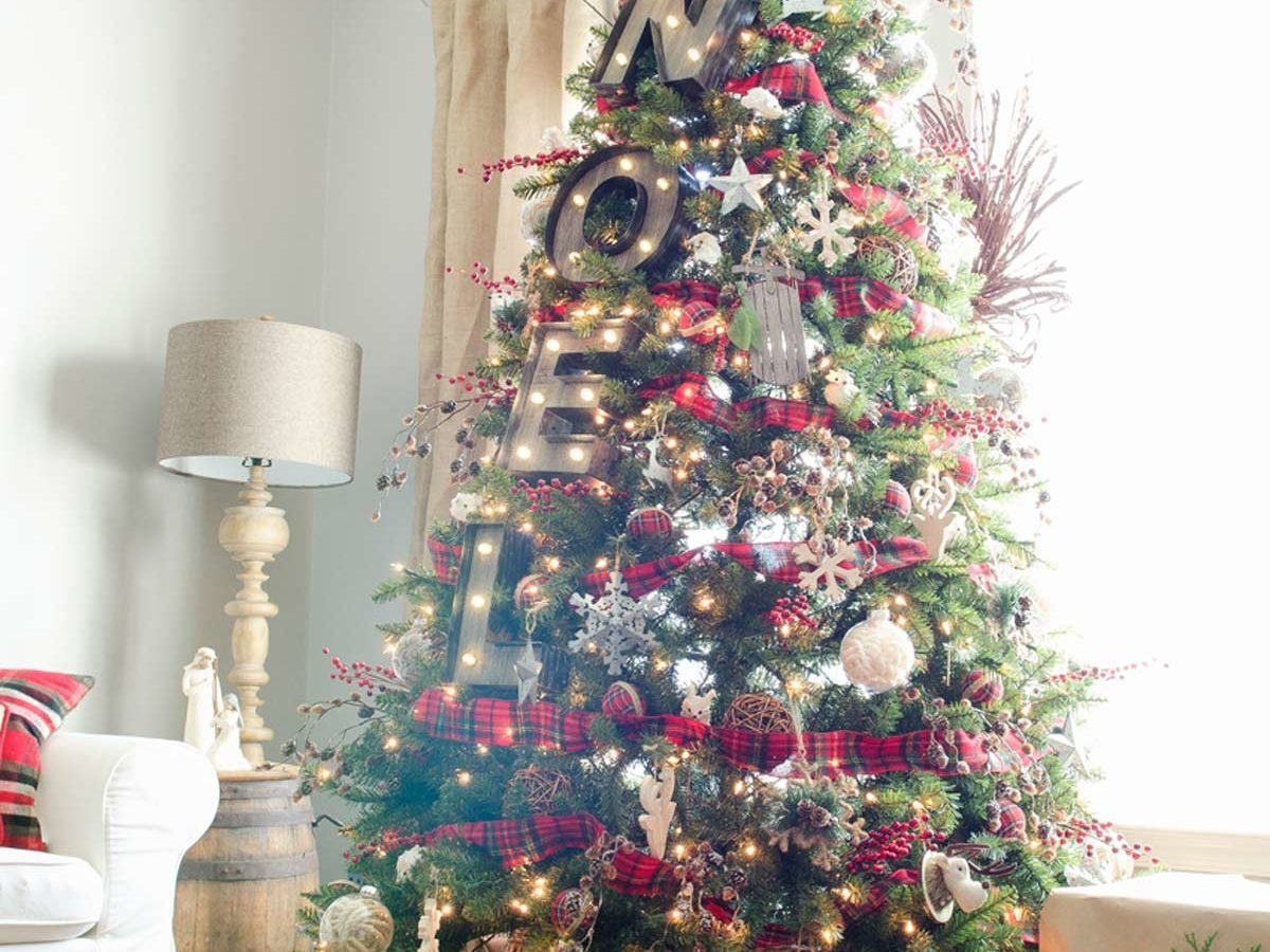DIY Christmas Tree Light Idea