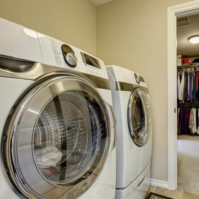 shutterstock_301521827 washer and dryer closet