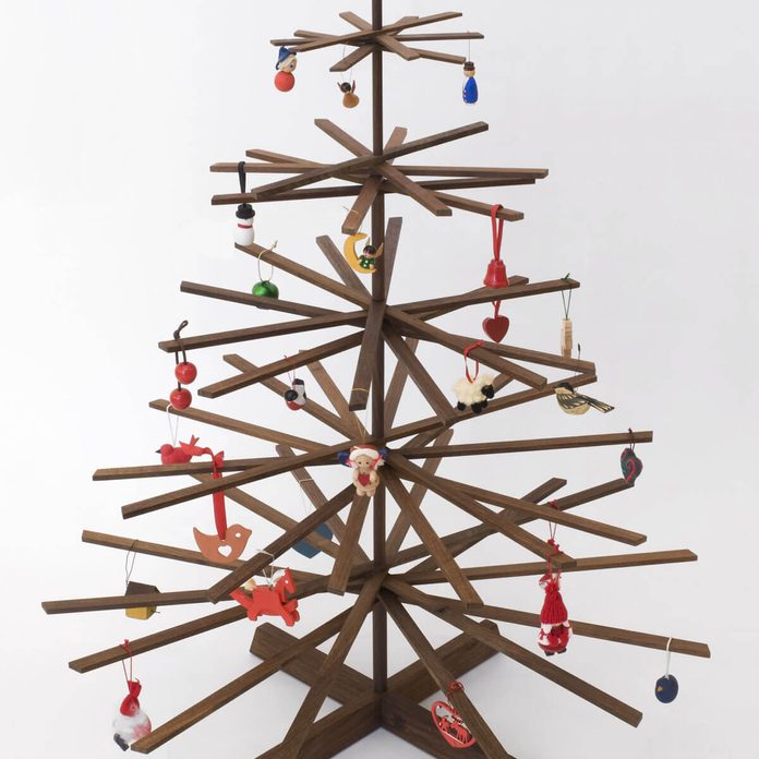 stick craft project christmas tree
