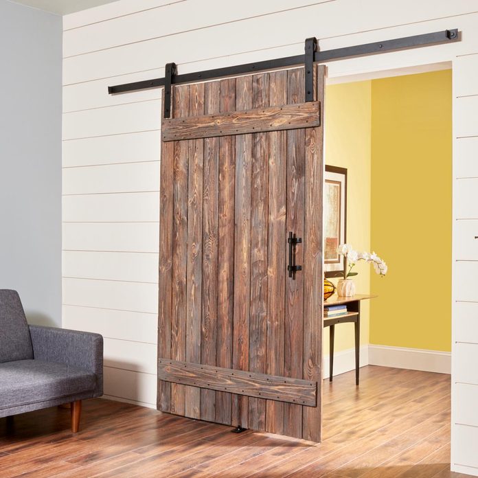 FH17JUN_579_00_006_article rustic barn door