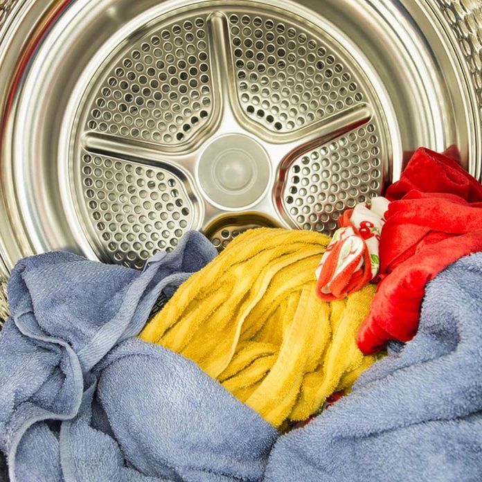 shutterstock_316024223 dryer clothes laundry