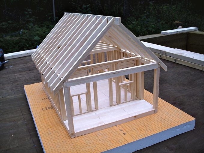 model of a tiny house from DIY University