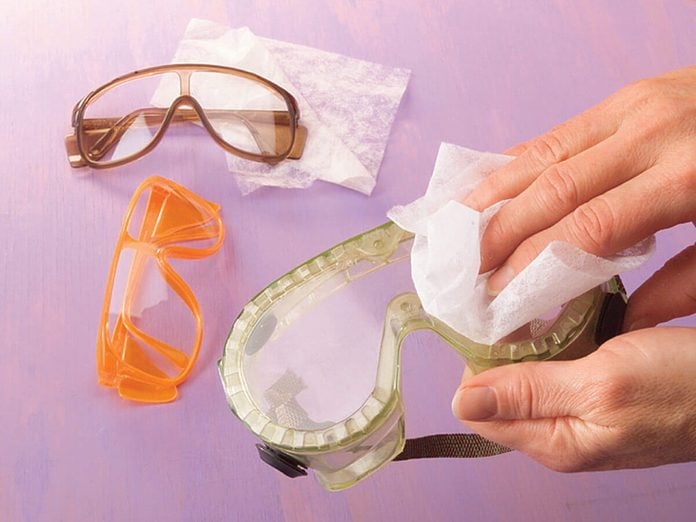 dust off eye protection with dryer sheets