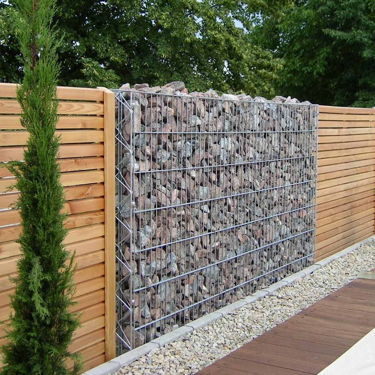 50 Backyard Fence Ideas for Privacy and Style in 2023