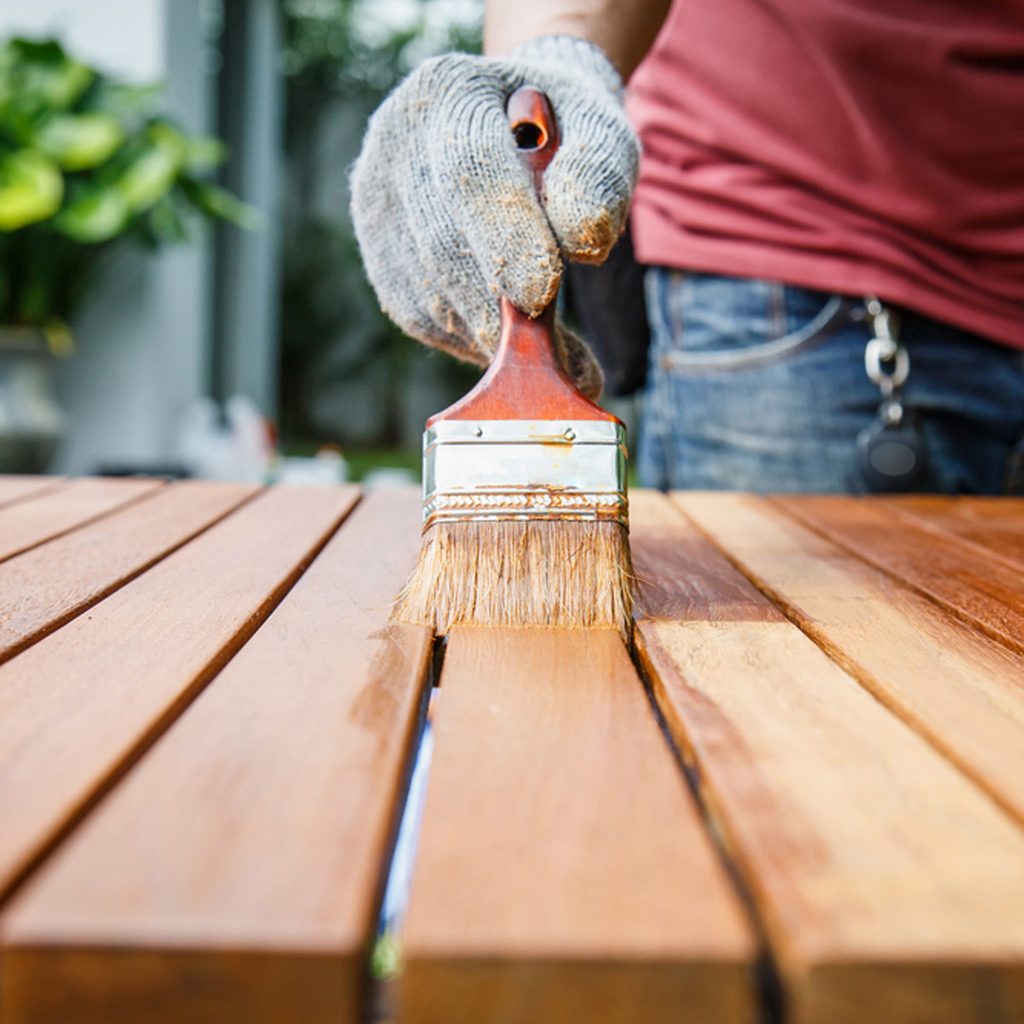 staining outdoor wooden furniture