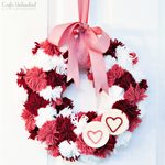 14 Inexpensive DIY Valentine Wreaths for Your Front Door
