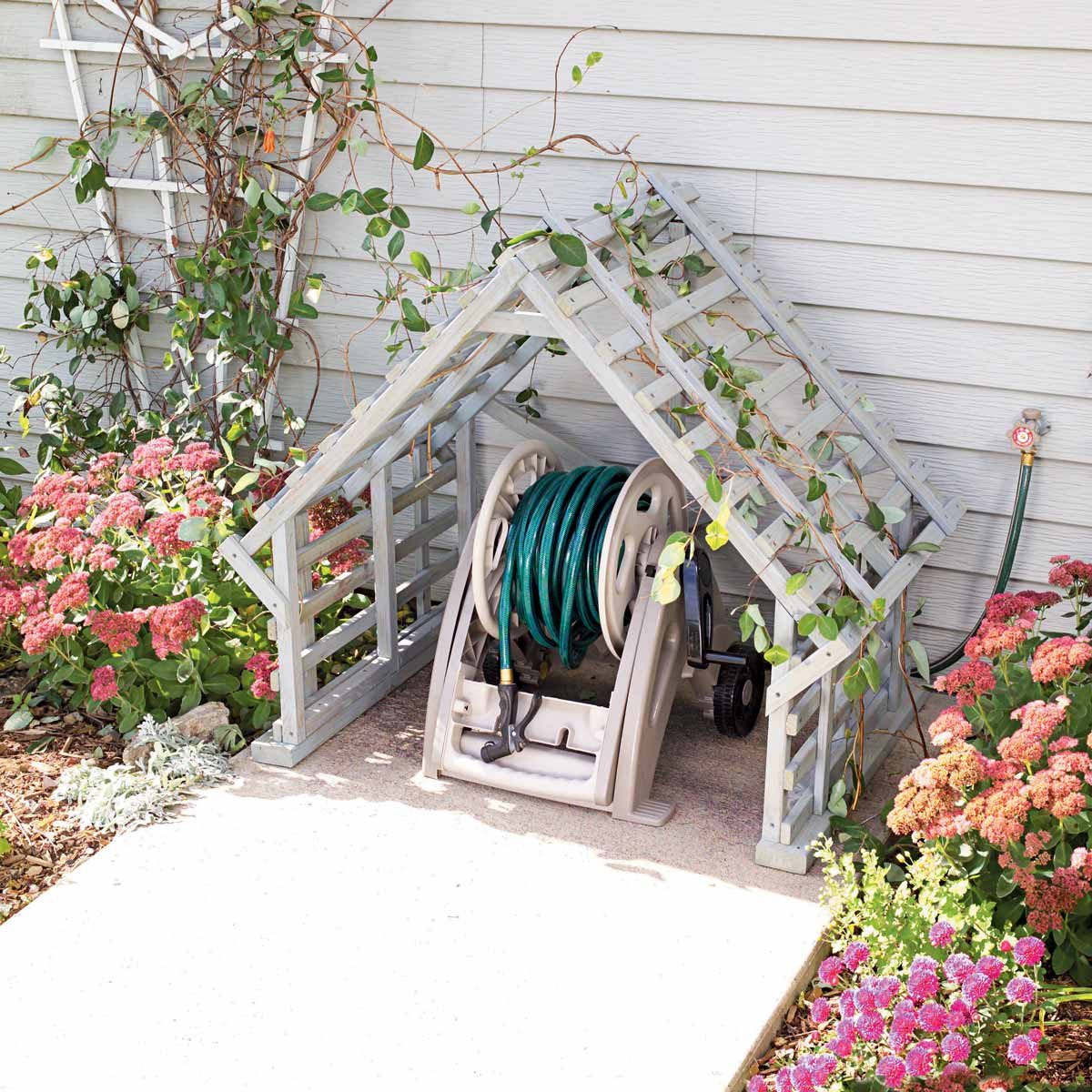 hose reel hideaway