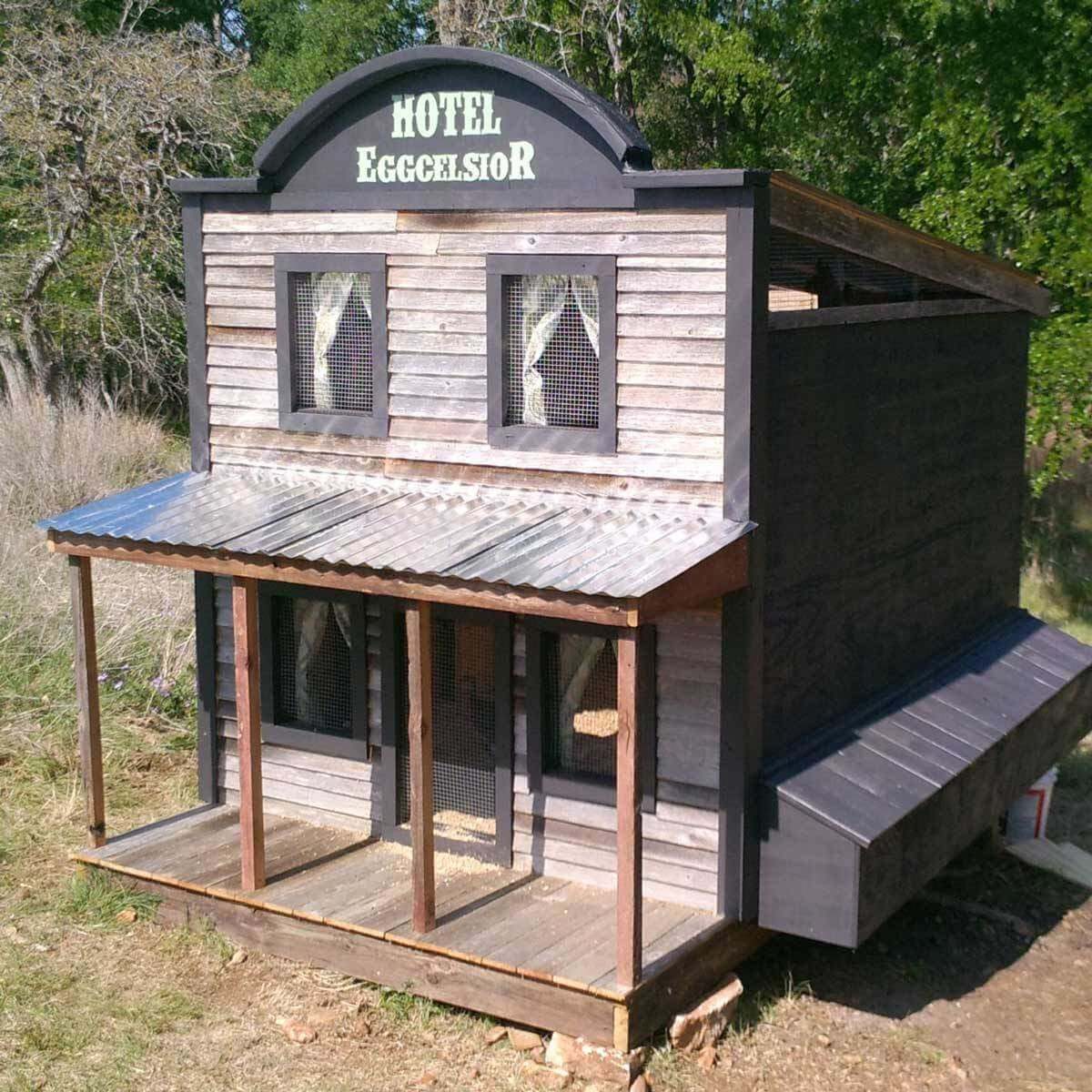14 Wonderful and Wacky Chicken Coop Ideas — The Family ...