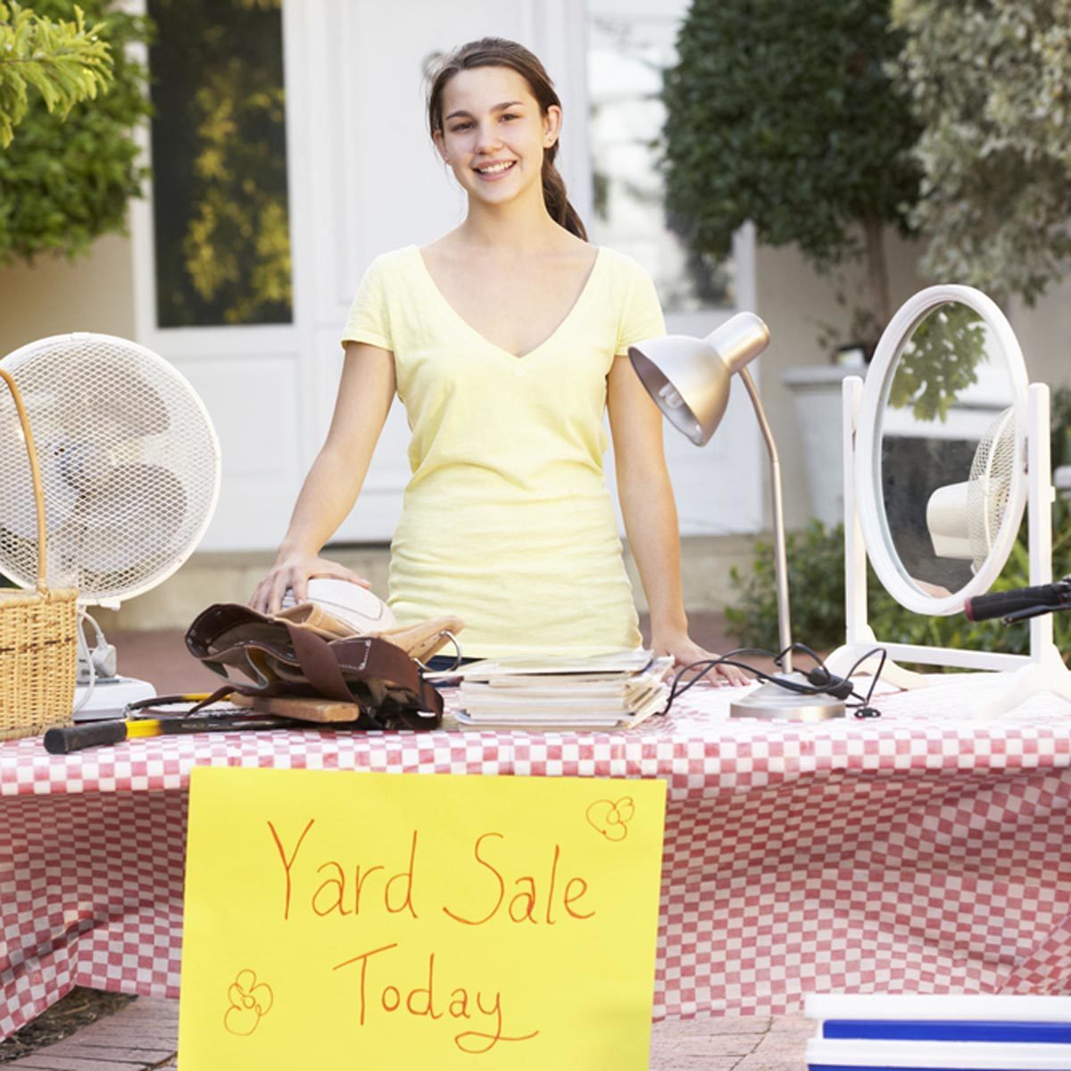 garage sale holder with table