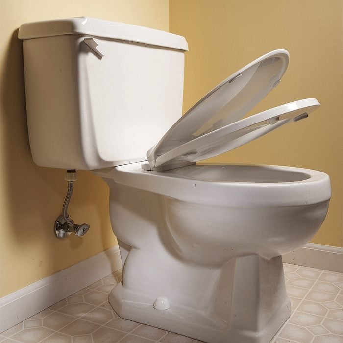 self-closing-toilet lid