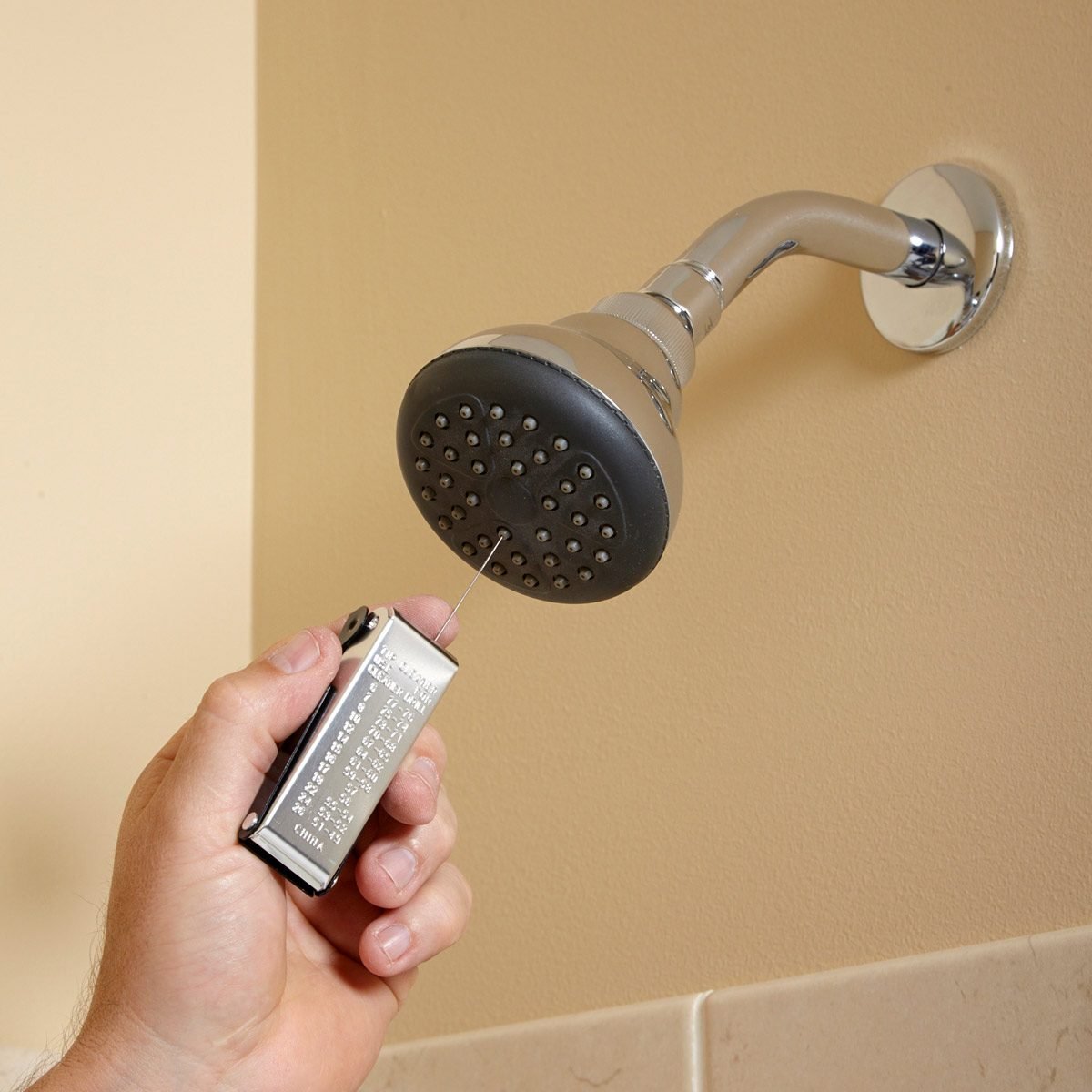 How to Clean Your Shower Head - Best Way to Clean Clogged Showerhead