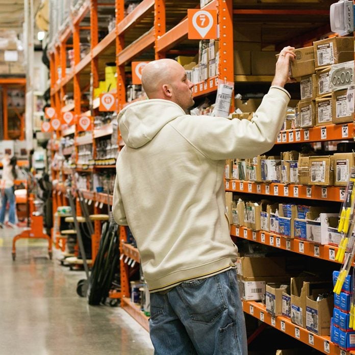 Does Home Depot Pay Weekly In 2022? (+ Other FAQs)