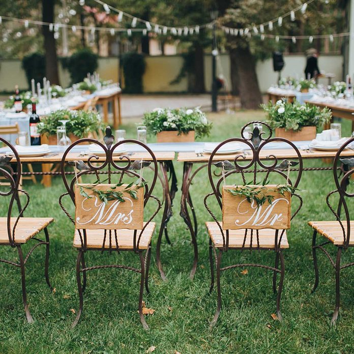 Outdoor Wedding reception seating