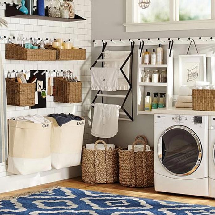 How to Dry Clothes Without a Dryer: 9 Different Ways