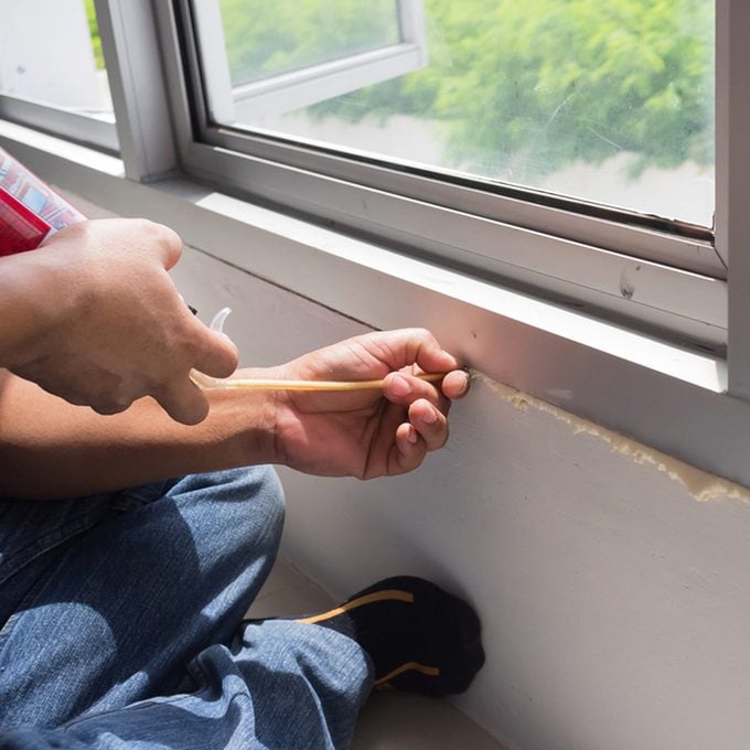 spray foam insulation around window