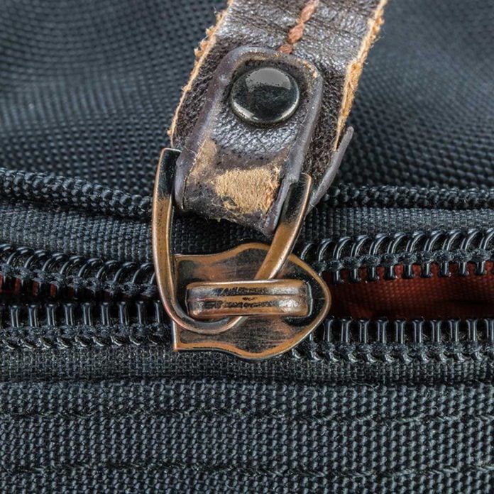 travel bag zipper repair