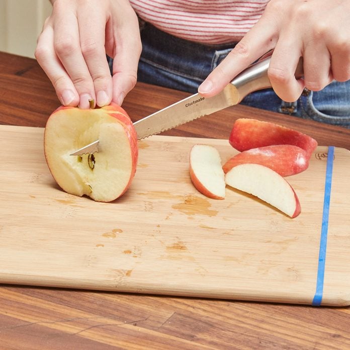 HH secure cutting board with rubber bands