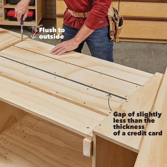 middle layer of flip top bench