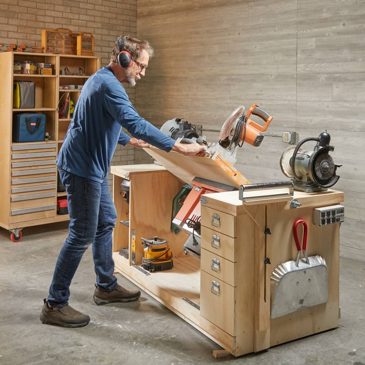 How to Build a Space-Saving Flip-Top Workbench